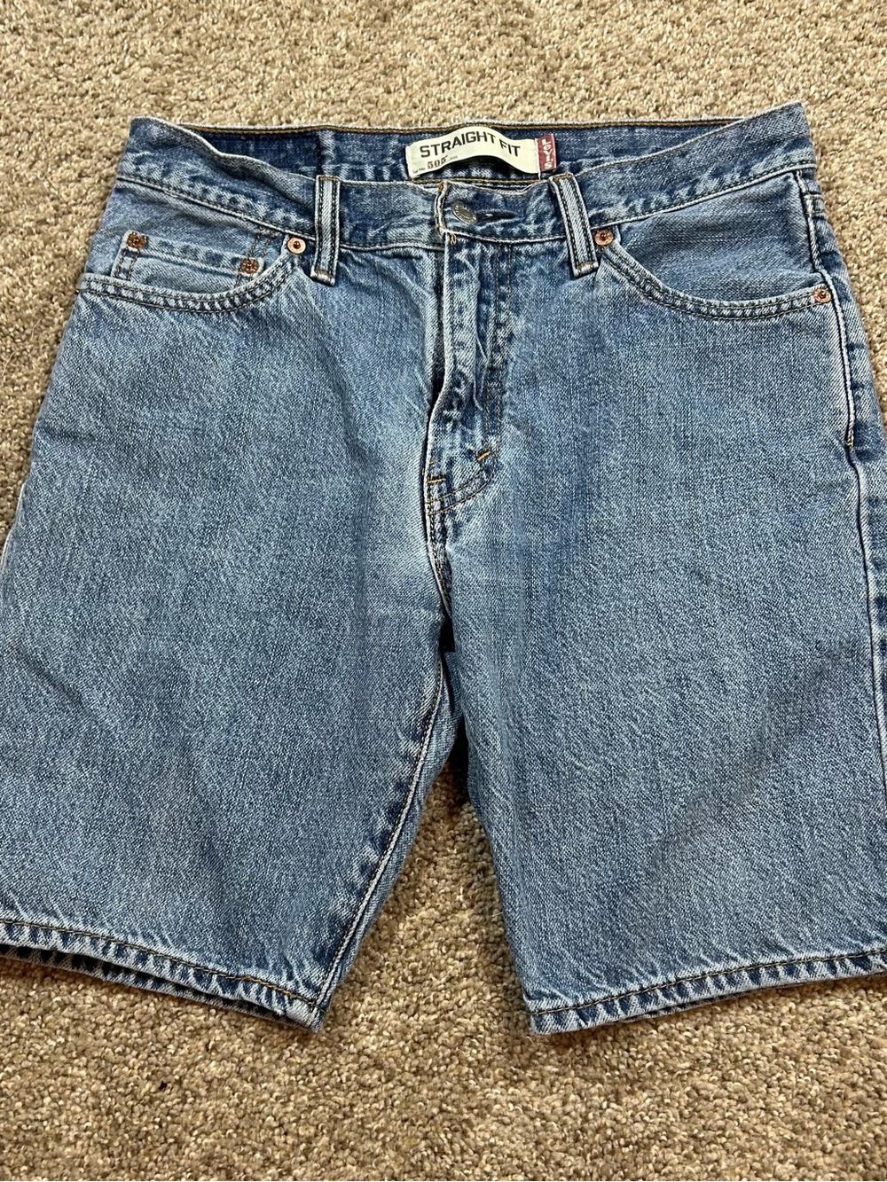 Levi's Men's Light Blue Straight Fit Denim Shorts
